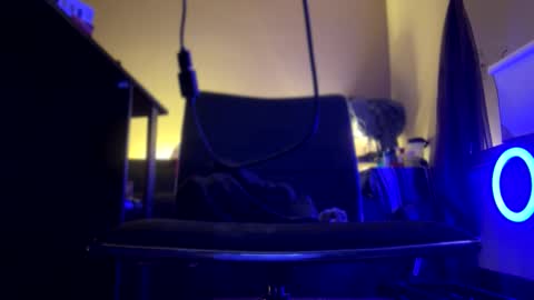 Snapshot of kinksss4all chatting on November 17, 2025, 6:41 am KinkPLAY9 online show from November 17, 2025, 6:41 am