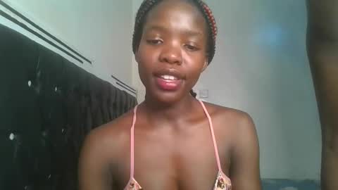 kinky_aria online show from September 17, 2025, 6:31 pm