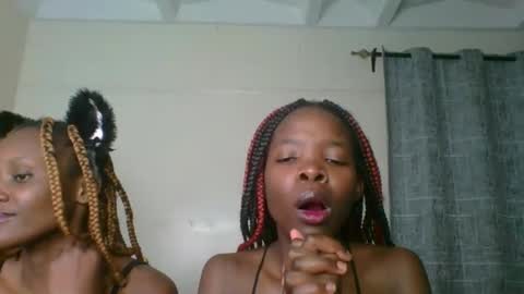 kinky_aria online show from September 25, 2025, 6:00 pm