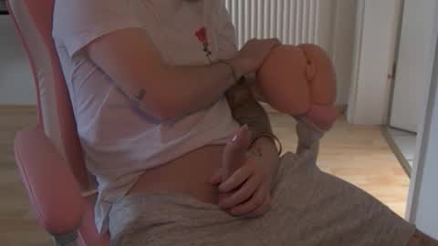 Felix online show from October 21, 2025, 11:11 am