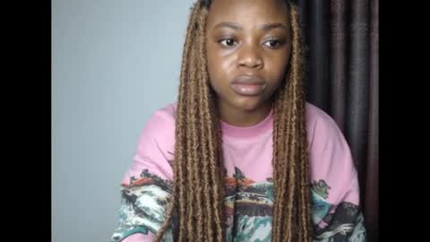 Snapshot of kinky_lollipop chatting on October 30, 2025, 7:21 am kinky_lollipop online show from October 30, 2025, 7:21 am