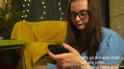 Snapshot of kinky_malina chatting on December 30, 2024, 11:15 am Heeey My name - Rose. Chat w me here or -  online show from December 30, 2024, 11:15 am