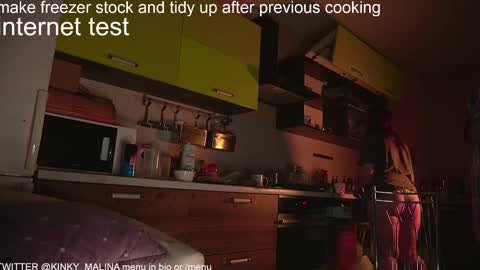 Snapshot of kinky_malina chatting on March 6, 2025, 7:14 am Heeey My name - Rose. Chat w me here or -  online show from March 6, 2025, 7:14 am