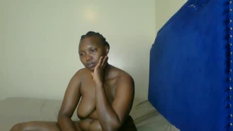 Snapshot of kinky_roey chatting on February 22, 2025, 11:57 pm kinky_roey online show from February 22, 2025, 11:57 pm
