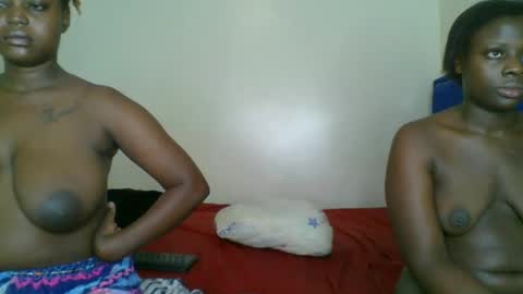 Snapshot of kinky_roey chatting on March 1, 2025, 10:53 pm kinky_roey online show from March 1, 2025, 10:53 pm