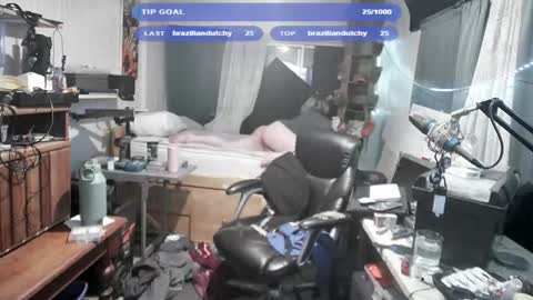 Kinky Cassie online show from October 26, 2025, 12:49 am