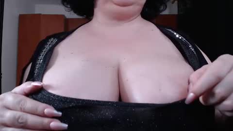 Snapshot of kinkyblacky chatting on March 5, 2025, 7:49 pm MistressBlacky online show from March 5, 2025, 7:49 pm