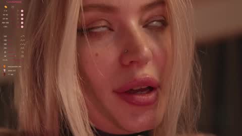 Snapshot of kinkylina_ chatting on February 1, 2025, 4:22 pm kinkylina_ online show from February 1, 2025, 4:22 pm