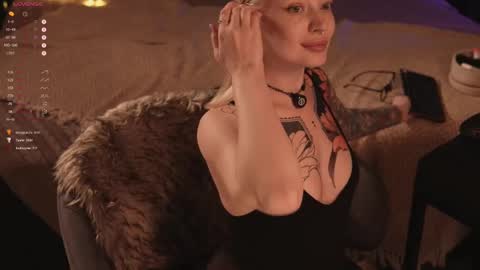 Snapshot of kinkylina_ chatting on February 27, 2025, 4:32 pm kinkylina_ online show from February 27, 2025, 4:32 pm
