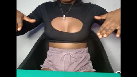Snapshot of kinkyxxnasty chatting on October 11, 2025, 9:52 am kinkyxxnasty online show from October 11, 2025, 9:52 am