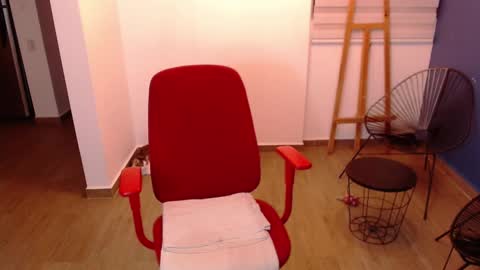 Snapshot of kintsugim chatting on December 2, 2025, 3:45 am kintsugi online show from December 2, 2025, 3:45 am