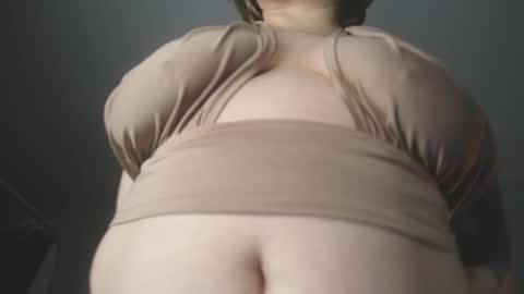 Snapshot of kira_citro chatting on December 13, 2024, 11:50 pm Kira  NEXT STREAM December 4 5pm CET  11am EST online show from December 13, 2024, 11:50 pm