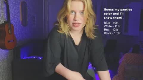 Snapshot of kira_citro chatting on September 13, 2025, 10:09 pm Kira  NEXT STREAM December 4 5pm CET  11am EST online show from September 13, 2025, 10:09 pm