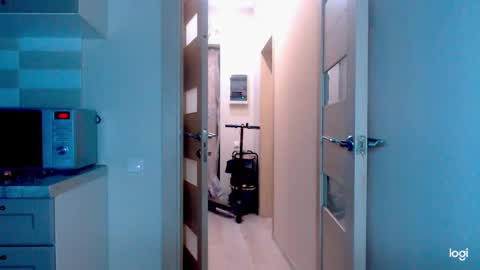 Snapshot of kira_foxy_ chatting on November 27, 2025, 8:38 am Kira online show from November 27, 2025, 8:38 am