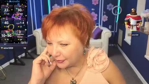 Kira Kennet online show from September 24, 2025, 7:23 am