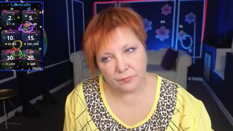 Kira Kennet online show from October 18, 2025, 9:43 am
