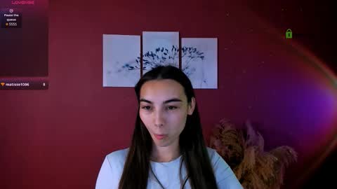 Snapshot of kira_light__ chatting on November 14, 2025, 8:18 pm kira_light__ online show from November 14, 2025, 8:18 pm