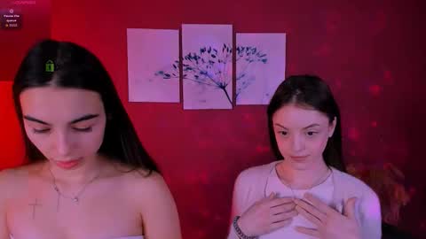 Snapshot of kira_light__ chatting on November 20, 2025, 9:53 am kira_light__ online show from November 20, 2025, 9:53 am