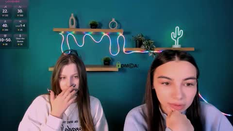 Snapshot of kira_light__ chatting on November 27, 2025, 9:22 am kira_light__ online show from November 27, 2025, 9:22 am