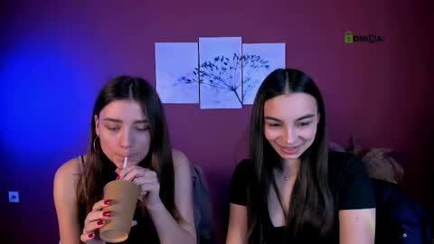 Snapshot of kira_light__ chatting on November 28, 2025, 7:16 pm kira_light__ online show from November 28, 2025, 7:16 pm