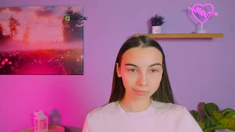 Snapshot of kira_light__ chatting on December 2, 2025, 7:53 pm kira_light__ online show from December 2, 2025, 7:53 pm