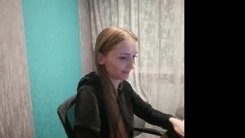 Snapshot of kira_morekiss chatting on March 7, 2025, 6:11 pm kira_morekiss online show from March 7, 2025, 6:11 pm