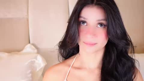 kira online show from September 20, 2025, 12:22 am