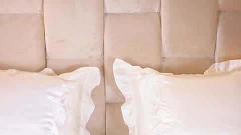 kira online show from November 2, 2025, 3:31 am