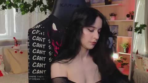 Snapshot of kiralilime chatting on February 25, 2025, 1:06 pm Kira online show from February 25, 2025, 1:06 pm