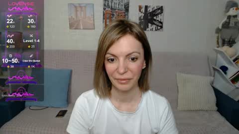 kiramartins cat online show from February 5, 2025, 3:23 am