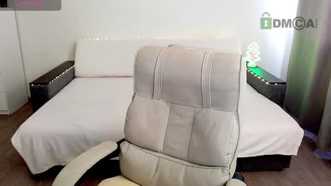 Snapshot of kiri_is_all chatting on January 16, 2025, 8:22 am Kiri online show from January 16, 2025, 8:22 am