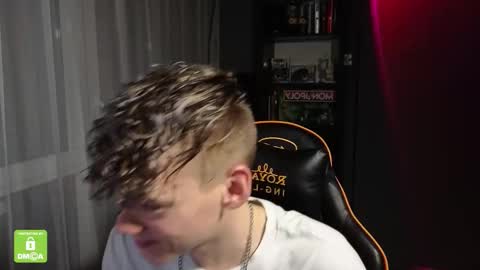 Snapshot of kirill_20_cm chatting on November 12, 2025, 11:03 pm Kirill and Andrey online show from November 12, 2025, 11:03 pm