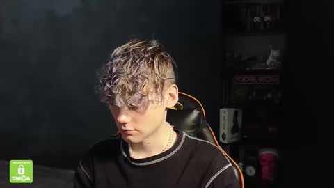 Snapshot of kirill_20_cm chatting on November 23, 2025, 1:55 pm Kirill and Andrey online show from November 23, 2025, 1:55 pm