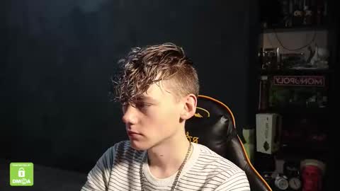 Snapshot of kirill_20_cm chatting on November 30, 2025, 12:42 pm Kirill and Andrey online show from November 30, 2025, 12:42 pm