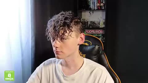 Snapshot of kirill_20_cm chatting on December 14, 2025, 10:42 am Kirill and Andrey online show from December 14, 2025, 10:42 am