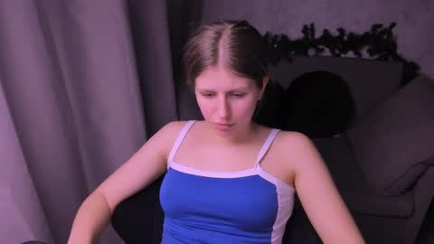 Snapshot of kirraa_ chatting on January 11, 2025, 12:12 am Kira online show from January 11, 2025, 12:12 am