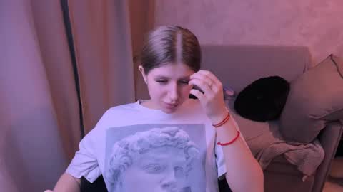 Snapshot of kirraa_ chatting on January 25, 2025, 7:18 pm Kira online show from January 25, 2025, 7:18 pm