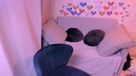 Snapshot of kirraa_ chatting on February 19, 2025, 8:20 pm Kira online show from February 19, 2025, 8:20 pm