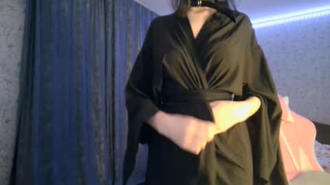 Snapshot of kirstievelasco chatting on October 20, 2025, 6:19 pm Nicole online show from October 20, 2025, 6:19 pm