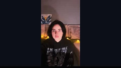 Kira online show from October 24, 2025, 6:37 pm