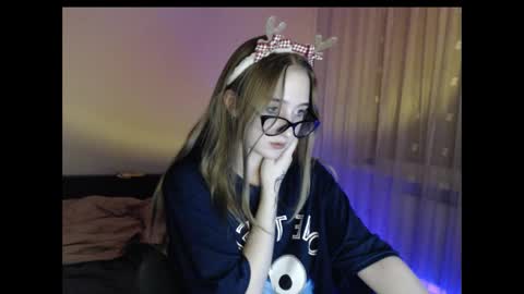 Snapshot of kisa____ chatting on December 25, 2024, 10:48 pm kisa____ online show from December 25, 2024, 10:48 pm