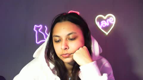 kiss_ameliaa online show from February 21, 2025, 10:28 am