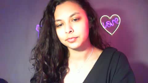 kiss_ameliaa online show from February 25, 2025, 8:14 am