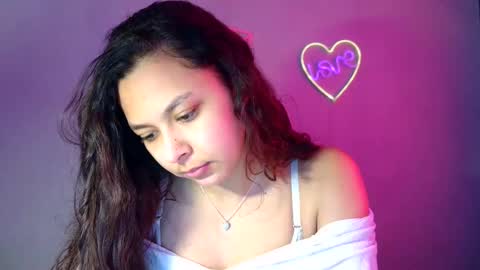 kiss_ameliaa online show from February 26, 2025, 9:21 am