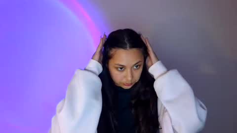 kiss_ameliaa online show from October 28, 2025, 10:30 am