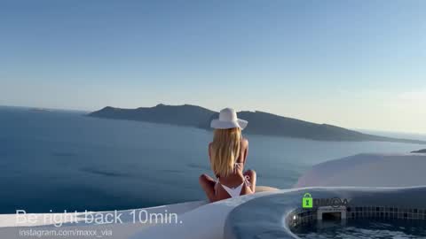 Alexandra online show from September 9, 2025, 7:13 pm