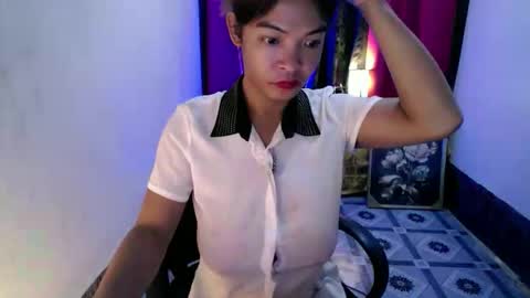 Snapshot of kisses_asian143 chatting on November 10, 2025, 11:15 pm VICTORIA online show from November 10, 2025, 11:15 pm