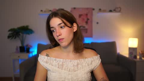 Snapshot of kissiecat chatting on October 3, 2025, 1:19 pm Sisi online show from October 3, 2025, 1:19 pm
