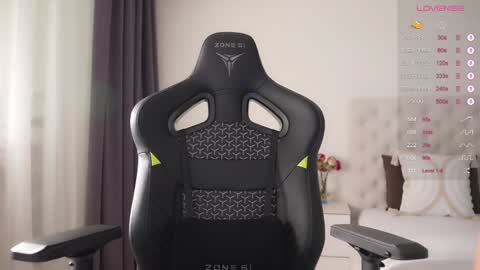 kissing33 online show from September 30, 2025, 10:04 pm