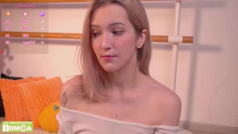 Snapshot of kisskiss_muah chatting on October 31, 2025, 2:40 pm Kate  online show from October 31, 2025, 2:40 pm